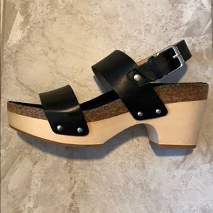 Like new LaTigo platform sandals